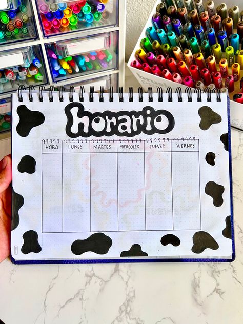 Horario escolar, planificador semanal Preschool Schedule, Sharpie Markers, Bullet Journal School, Schedule Template, Graphic Organizers, Markers, Education, How To Plan, 10 Things