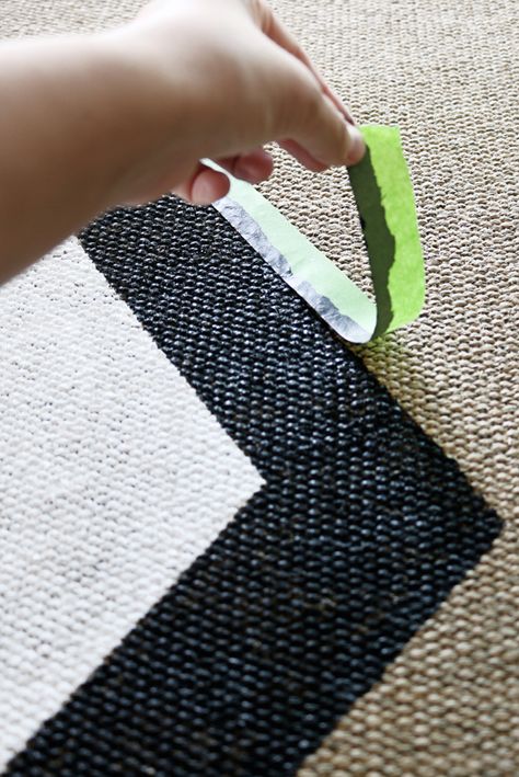 Diy Outdoor Rug, Outdoor Rug Diy, Outdoor Rugs Cheap, Modern Outdoor Rugs, Outdoor Rugs Patio, Painted Rug, Diy Carpet, Diy Rug, Patio Rugs