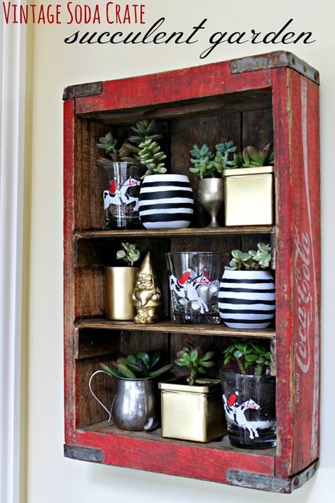 Old Coke Crates, Unique Wall Shelves, Old Wooden Crates, Diy Blanket, Holidays Ideas, Vintage Soda, Crate Shelves, Blanket Ladder, Wood Crates