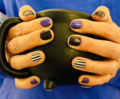 Beetlejuice mixed mani. Juneau the Drill, Midnight in Manhattan, & Boo Crew. Halloween Beetlejuice, Color Street Mixed Mani, Mixed Mani, Boo Crew, Street Nails, Color Street Nails, Beetlejuice, Color Street, Halloween Nails