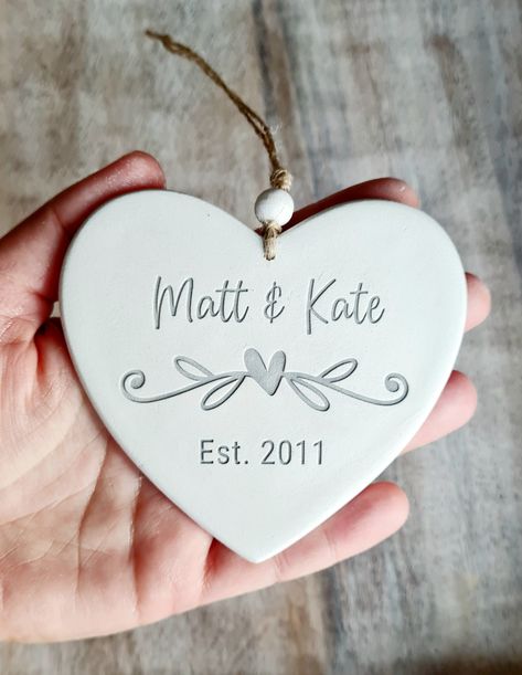 Quick Wedding, Cute Anniversary Gifts, Handmade Gifts For Boyfriend, Love Decorations, Clay Heart, 50th Anniversary Gifts, Christmas Engagement, Wedding Wall Decorations, Marriage Gifts