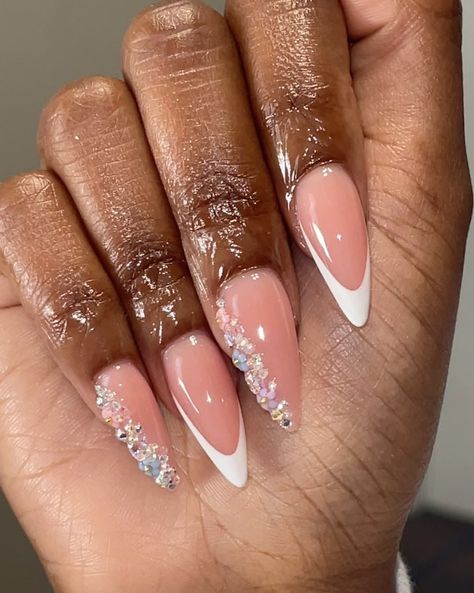 Glitter Gel Nail Designs, Classy Almond Nails, Oval Nails Designs, Engagement Nails, French Tip Nail Designs, Sassy Nails, Diva Nails, White Acrylic Nails, Stiletto Nails Designs