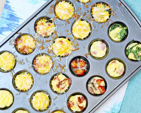 Make a variety of mini egg muffin breakfast bites for a great family breakfast and start to the day with protein and veggies. Mini Egg Muffins, Egg Muffins Breakfast Healthy, Muffin Cups Recipes, Egg Muffins Healthy, Bacon Egg Muffins, Muffin Breakfast, Menu Sarapan Sehat, Quick Delicious Meals, Healthy Egg Breakfast