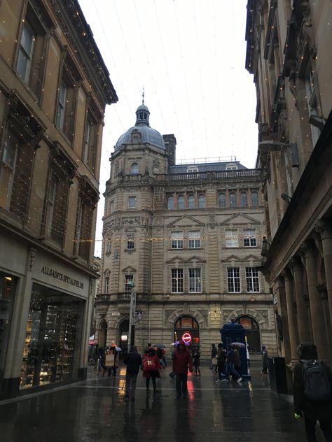 Glasgow Scotland architecture Glasgow Scotland Aesthetic, Glasgow Aesthetic, Scotland Architecture, Glasgow Photography, Glasgow Library, Glasgow Architecture, Scotland Aesthetic, Glasgow University, England Aesthetic