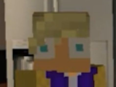 OMI Garroth's face makes me laugh every time Garroth Minecraft Diaries, Minecraft Diaries Garroth, Garroth Ro'meave Fanart, Garroth Ro'meave, Garroth Aphmau, Aphmau Garroth, Minecraft Heads, Aaron Lycan, Phoenix Drop High