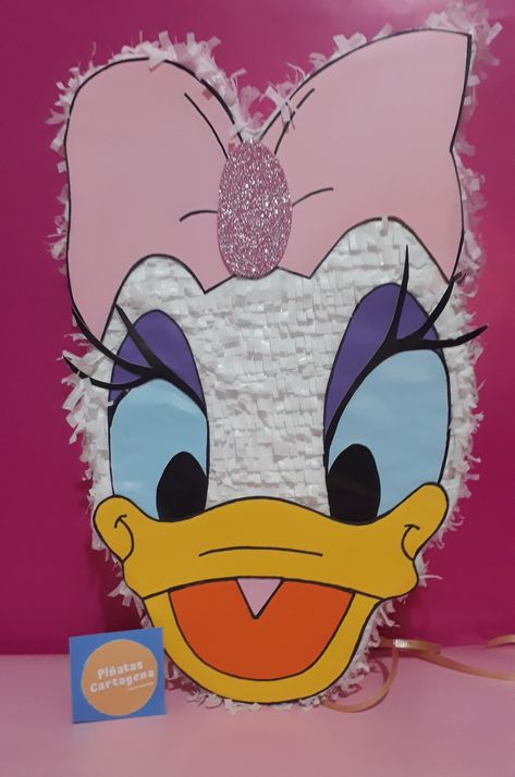 Daisy Duck Piñata, Daisy Piñata, Daisy Duck Birthday Party Ideas, Daisy Duck Cake, Daisy Duck Party, Pata Daisy, Duck Party, Birthday Pinata, Donald And Daisy Duck