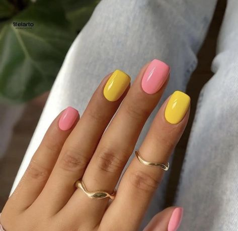 Neon Yellow Nail Art, Yellow Nail Designs, Ladybug Nails, Spring Nail Ideas, Yellow Nails Design, Yellow Nail, Spring Nail Designs, Spring Nail, Dipped Nails