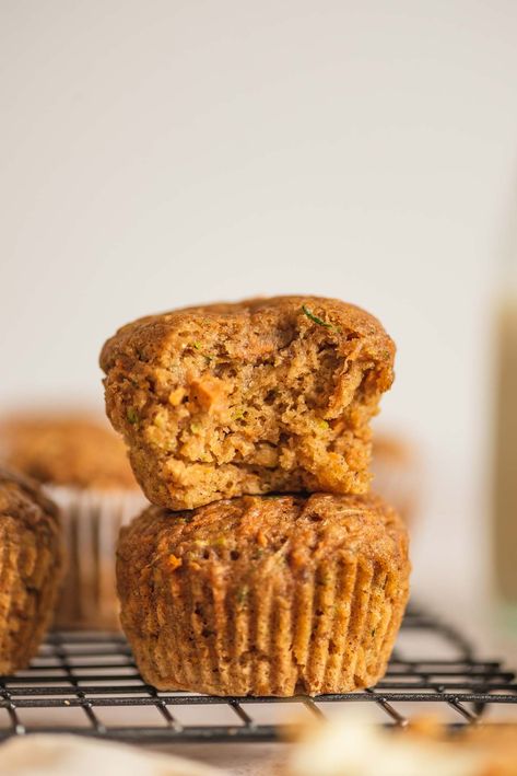 Carrot Cake Zucchini Muffins, Banana Carrot Zucchini Muffins, Zucchini Carrot Mini Muffins, Carrot Apple Zucchini Muffins, Vegan Carrot Zucchini Muffins, Zucchini Chocolate Chip Cookies, Carrot Zucchini Muffins, Carrot Zucchini, Zucchini Muffin Recipes