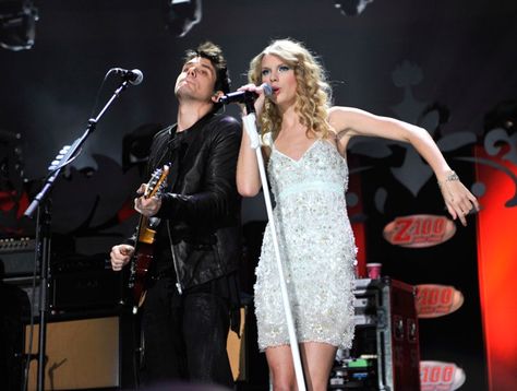 Pin for Later: See Taylor Swift's Impressive Pop Star Transformation 2009 John Mayer Taylor Swift, Taylor Swift Ex Boyfriends, Taylor Swift Ex, Taylor Swift Boyfriends, Swift Photo, Taylor Lautner, New Boyfriend, Taylor Swift Songs, John Mayer