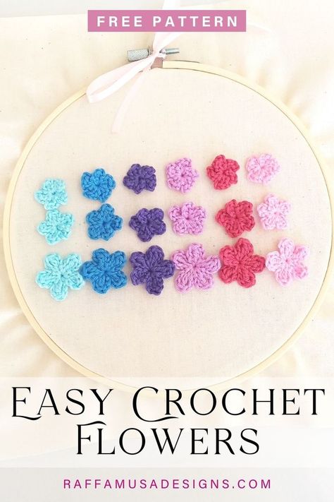 Easy crochet flower appliques in 3 sizes made in different colors Small Crochet Flowers Free Pattern, Crochet Small Flower, Easy Crochet Flower, Easy Flowers, Crochet Applique Patterns Free, Crochet Appliques, Flowers Easy, Crochet Flowers Easy, Crochet Small