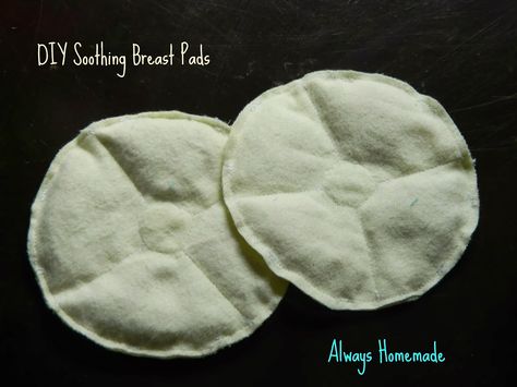 Diy Breast Pads, Nursing Pads Diy, Diy Postpartum, Diy Ice Pack, Diy Heating Pad, Rice Packs, Diy Nursing, Rice Pack, Burp Clothes