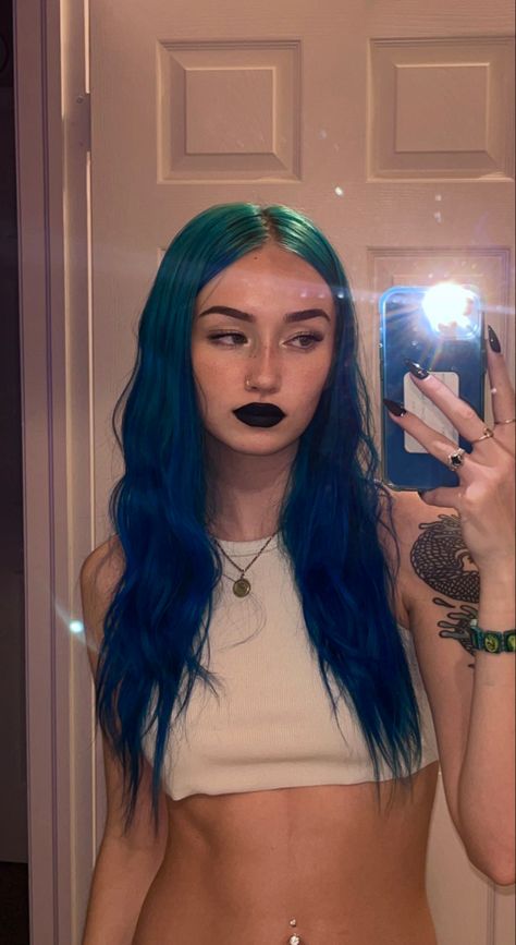 Blue Vivid Hair Color, Alternative Colored Hair, Colored Hair For Pale Skin, Carissa Danielle, Goth Blue Hair, Blue Hair Makeup Ideas, Blue Grunge Makeup, Blue Hair Baddie, Blue Hair Outfit Style Clothes