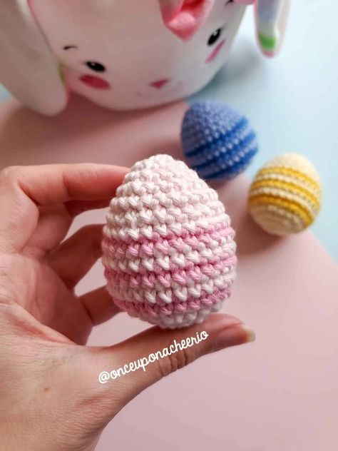 Easy Crochet Easter Eggs - FREE Pattern Egg Crochet Pattern Free, Free Crochet Egg Pattern, Egg Crochet Pattern, Egg Crochet, Crochet Easter Eggs, Free Egg Crochet Pattern, Easter Egg Crochet, Crochet Small Egg Pattern, Crochet Egg Plush