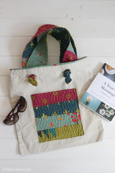 Kantha Inspired Tote Bag Tutorial | AllFreeSewing.com Boro Stitching, Sac Diy, Diy Tote, Tote Bag Tutorial, Crazy Patchwork, Sashiko Embroidery, Tote Bags Sewing, Diy Tote Bag, Kantha Stitch