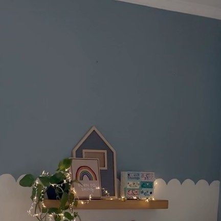 Kassie Duffey✧ on Instagram: "DIY painted scallop edge wall 💐🌸 . . . #diy #paint #girlsroom #flowers #girl #bedroominspo #ighome #girlpower #scallop" Blue Scalloped Wall, Wall Diy, Scallop Edge, Instagram Diy, Diy Paint, Toddler Room, Painting Edges, Bedroom Inspo, Scalloped Edge