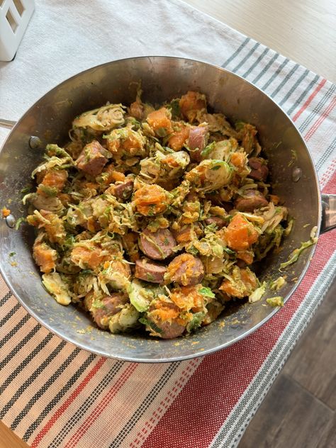 Harvest Chicken Sausage Bowl — Baylie Mindset Mentor Sausage Bowl, Harvest Chicken, Shredded Brussels Sprouts, Mindset Mentor, Chicken Sausages, Sweet Potato Bowls, Chicken Apple Sausage, Apple Chicken, Shredded Brussel Sprouts