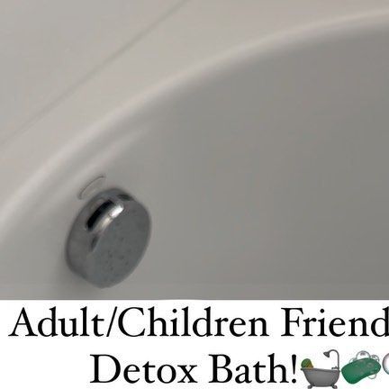 Detox Bath With Bentonite Clay, Baking Soda Detox Bath, Bentonite Clay Detox Bath, Detox Bath Recipe, Detox Baths, Magnesium Flakes, Magnesium Bath, Diffuser Oils, Bath Detox