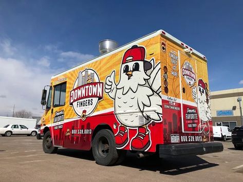 What are some popular food truck designs? | by Roger Willium | Medium Foodtrucks Ideas Food, Foodtruck Design, Food Truck Art, Truck Graphic Design, Food Truck Designs, Trailer Wrap, Foodtrucks Ideas, Bbq Station, Pizza Food Truck