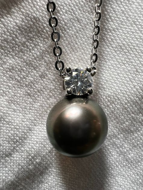 Tahitian Pearl Pendant, Pearl Farm, Moissanite Pendant, Black Pearls, Tahitian Black Pearls, Popular Jewelry, Stone Pendant Necklace, Tahitian Pearls, French Polynesia