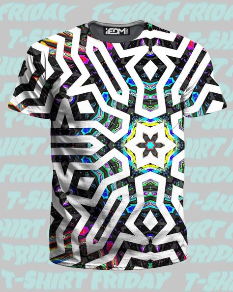 T-Shirt Friday 🎉🙌🔥 All premium tees are $25 with code TEEDAY25 on Fridays for a limited time only! 🏃‍♂️💨 #graphictees #oversizedtees #ravewear #edmstyle #festivalfashion #electricforest #forestfam #hardsummer #beyondwonderland #globaldancefestival #shambhala #psychedelicart Best Tshirt, Rave Tshirt, Beyond Wonderland, Hard Summer, Edm Fashion, Electric Forest, Rave Wear, Festival Fashion, Limited Time