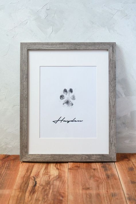 Dog Wall Decor Ideas, Dog Decor Ideas, Decor Ideas Birthday, Dog Paw Print Craft, Paw Print Crafts, Paw Print Art, Decor Ideas For Bedroom, Dog Wall Decor, Dog Rooms