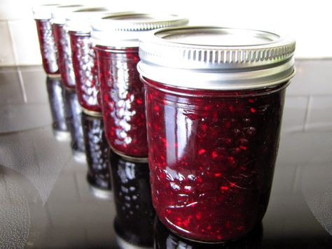 Bumbleberry Jam, Canning Jams, Homemade Liquors, Canning Granny, Freezer Jam Recipes, Canning Jam, Cooking Photos, Freezer Jam, Berry Jam