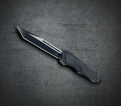 The Switchblade: A one-touch wonder for fast blade deployment, perfect for quick tasks and self-defense. #Switchblade #FastDeployment #OneTouchWonder #QuickTasks #SelfDefense #ConcealedCarry #PocketKnife #EDCGear Switchblade Aesthetic, Switchblade Knife, Reference Board, Types Of Knives, Edc Gear, Explore The World, Folding Knives, Self Defense, Devon