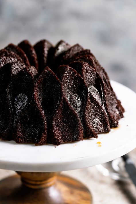 Chocolate Rum Cake Recipe, Rum Cake From Scratch, Chocolate Rum Cake, Rum Cake Recipe, Rum Cake, Blueberry Cheesecake, Recipe From Scratch, Moist Cakes, Food Cakes