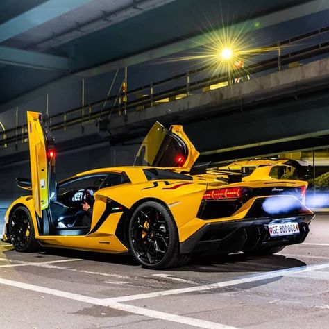 Lamborghini Aventador Svj Roadster, Svj Roadster, Yellow Lamborghini, Lamborghini Aventador Wallpaper, Billionaires Row, Corolla Toyota, Billionaire Life, Aventador Svj, Hyundai I20