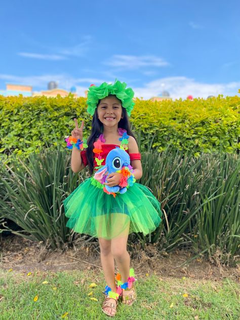 Lilo And Stitch Birthday Outfit, Lilo And Stitch Outfits, Fiesta Lilo Y Stitch, Lilo And Stitch Party Ideas, Lilo Y Stitch Cumpleaños, Lilo And Stitch Birthday Party Ideas, Cumple De Stitch Ideas, Stitch Birthday Party Ideas, Disfraz Lilo Y Stitch