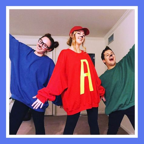 meme. ADVERTISEMENT - CONTINUE READING BELOW Best Diy Halloween Costumes, Teenage Halloween Costumes, Spirit Halloween Costumes, Cute Group Halloween Costumes, Easy Diy Costumes, Bff Halloween Costumes, Best Friend Halloween Costumes, Trio Halloween Costumes, Halloween Coustumes