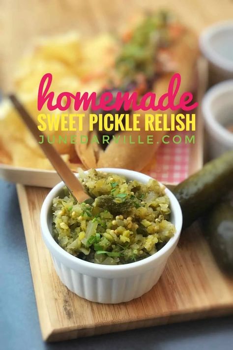 Try my homemade sweet pickle relish recipe... ready in just 5 minutes! This relish is a delicious topping for hot dogs, tacos or burgers! Sweet Pickle Relish Recipe, Sweet Pickles Homemade, Pickle Relish Recipe, Seafood Appetizers Easy, Fermented Recipes, Sweet Pickle Relish, Fast Appetizers, Eating Seasonally, Pork Belly Tacos