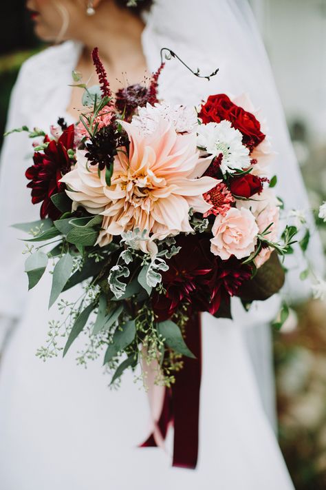 dahlia bouquet - photo by With Love and Embers http://ruffledblog.com/valley-crest-farm-wedding Burgundy And Blush Wedding, Easy Flowers, Dahlia Bouquet, Autumn Bride, Fall Wedding Bouquets, Fall Wedding Flowers, Breathtaking Wedding, Table Wedding, Calgary Alberta