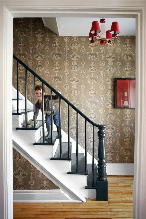 Black-and-White-Painted Stairscountryliving Staircase Wall Painting Ideas, Staircase Wallpaper Ideas, Stair Wall Decorating Ideas, White Stair Risers, Staircase Wallpaper, Stair Walls, Staircase Wall Decor, Stairway Decorating, Painted Staircases