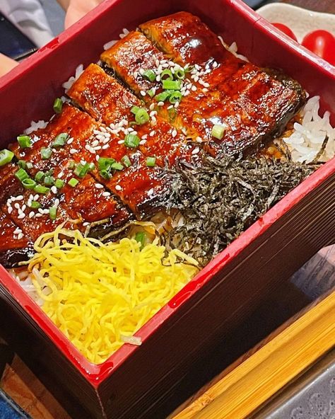 Eel rice The post Eel rice appeared first on Alo Japan. Eel Food, Eel Recipes, Food Anime, Character Board, Japanese Dishes, Seaweed Salad, Rice Recipes, Japanese Food, Cooking Time