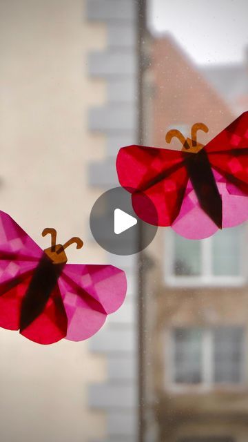 Kite Paper Butterfly, Easter Countdown, Kindergarten Spring, Spring Kindergarten, Kite Making, Round Off, School Glue, Paper Butterfly, An Arrow