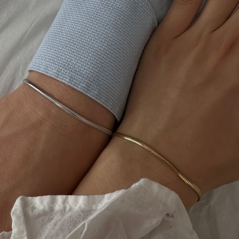 Couple Bracelet, Herringbone Bracelet, Couples Bracelet Set, Snake Chain Bracelet, Matching Bracelets, Dainty Bracelet, Friendship Braclet - Etsy Forever Bracelets Couple, Friendship Bracelets Boyfriend, Boyfriend Matching Bracelets, Matching Bracelets For Couples, Bracelets Dainty, Bracelet Couples, Couples Jewelry, Herringbone Bracelet, Matching Couple Bracelets