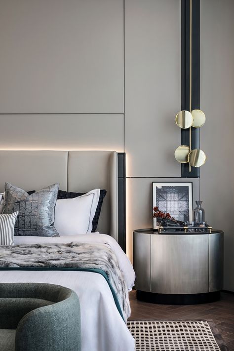 Bedroom Inspirations Modern, Contemporary Bedroom Design, Hotel Room Design, Hotel Interior Design, Luxury Bedroom Master, Bedroom Bed Design, Yacht Design, Bedroom Furniture Design, Modern Bedroom Design