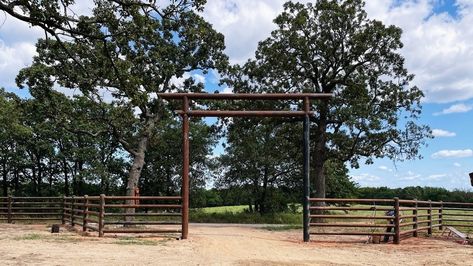 Pipe Fence Entrance, Ranch Entryway, Ranch Entrance Ideas, Ranch Entrance, Pipe Fence, Farm Entrance, Ranch Gates, Ranch Ideas, Entry Gate