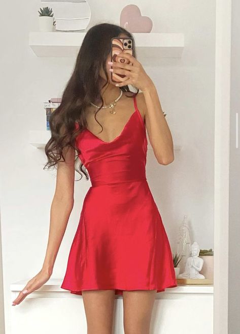 Valentines Dress For Teens, Valentine’s Day Dance Dresses, Valentines Dress Outfit, Valentine's Day Party Mini Dress, Elegant Red Mini Dress For Prom Season, Valentines Dresses, Red Mini Dress With Sweetheart Neckline For Prom, Red Mini Dress With Sweetheart Neckline, Valentine’s Day Dress Aesthetic