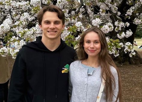 Lily Zneimer and Formula 1 racer Oscar Piastri have been together since they were teenagers. Lily is an engineer who reportedly wants to work in F1 Oscar And Lily, Oscar Piastri And Lily Zneimer, Oscar Piastri Girlfriend, Lily Zneimer, F1 Couple, Christian Camargo, Arthur Darvill, John Cho, Robertson Family