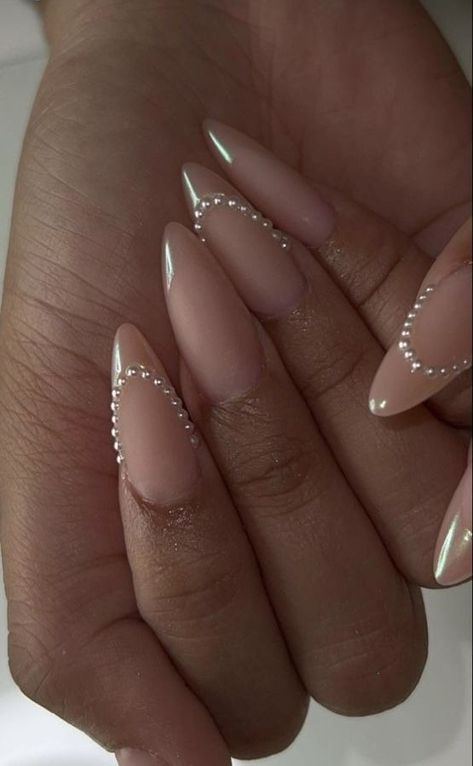 Simple Almond Design, Nail Design For Formal Event, Nail Ideas Classy Almond, Simple Wedding Nails Almond Shape, Pearl Nail Designs Classy, Pearl Almond Nails Designs, Neutral Nails With Pearls, Minimalistic Wedding Nails, Simple Sophisticated Nails