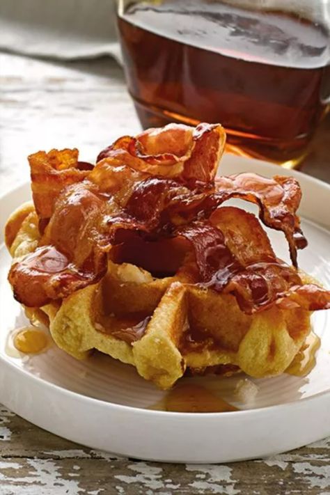 Brioche Waffles, Waffles And Bacon, Bacon Maple Syrup, Waffle Breakfast, Bacon Waffles, French Toast Waffles, Box Lunches, Breakfast Waffles, Bacon Breakfast