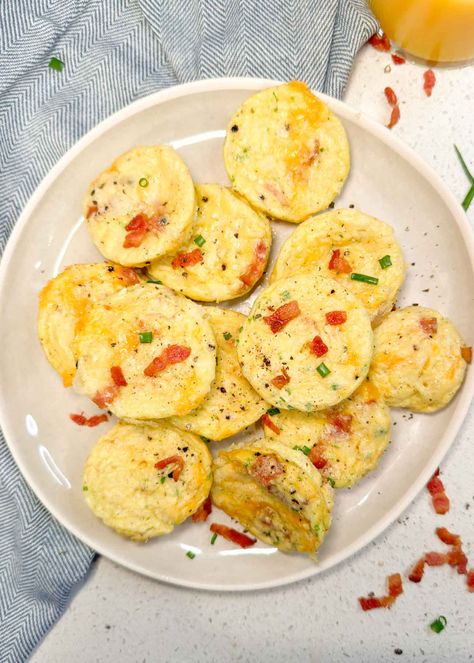 This egg bites recipe is so easy to make and loaded with flavors! Cheesy egg bites that are customizable, the perfect make ahead breakfast. Dessert Sandwich, Breakfast Sides Dishes, Starbucks Egg Bites, Egg Bites Recipe, Cheesy Eggs, Bacon Sausage, Grilled Seafood, Egg Bites, Stuffing Recipes