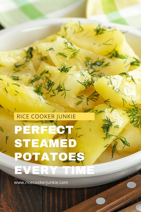 Do you know you can make great tasting steamed potatoes in your rice cooker? Lets see how! Rice Cooker Potatoes, Steam Potatoes, Cuckoo Rice Cooker, Steamed Zucchini, Rice Cooker Meals, Steamed Potatoes, Pasta Side, Making Baked Potatoes, Rice Cooker Recipes