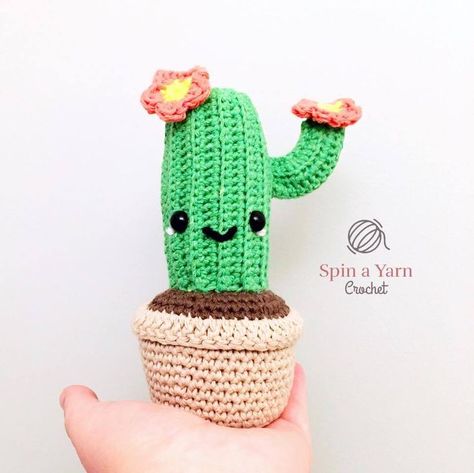 Camilla Cactus Free Crochet Pattern Crochet Cactus Free Pattern, Crochet Jewellery, Crochet Cactus, Pola Amigurumi, Crochet Plant, Crochet Flower Patterns, Amigurumi Free Pattern, Easy Crochet Patterns, Crochet Gifts