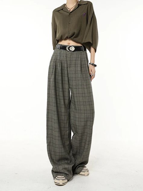 [Part of DAXUEN Back to School Collection] A wide-leg plaid pants are made to catch the eyes and ensure comfort. adding the vintage touch for a timeless style. DETAILSMaterial: Cotton, PolyesterClosure Type: Elastic Waist Baggy Korean Fashion, Lace Shirt Dress, Loose Wide Leg Pants, Shiny Pants, Style Rock, Casual Wide Leg Pants, Long Trousers, Y2k Streetwear, Vintage Plaid