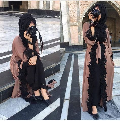 HIJAB LOVERS GALLERY on Instagram: “♥️ 😍 FOLLOW ME MY QUEENS 👑 @hijabiloversgallery @hijabiloversgallery ➖➖➖➖➖➖➖➖➖➖➖➖➖➖➖➖➖➖➖ #hijabbeauty #modest #modestwear #modesfashion…” Abaya Fashion Modern, Latest Abaya Designs, Burqa Designs, Latest Abaya, Hijab Drawing, Abaya Designs Latest, Abaya Design, Estilo Hijab, Abaya Hijab