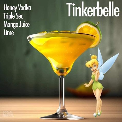 Disney Alcoholic Drinks, Disney Cocktails, Bartender Drinks Recipes, Desert Drinks, Disney Drinks, Fun Drinks Alcohol, Bartender Drinks, Pretty Alcoholic Drinks, Cocktail Drinks Alcoholic