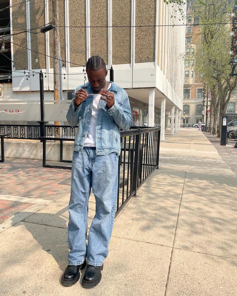 when it's all said n done will i still be cool? Aesthetic Brent Faiyaz, Styling Jean Jacket, School Boy Aesthetic, Blue Flannel Outfits Men, Blue Flannel Outfits, Boy Flannel Outfit, Jordan 4 Unc, Tie Aesthetic, Fashion Baggy Jeans